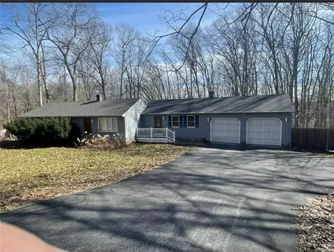 584 Hartford Pike, Scituate, RI 02857