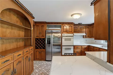 Kitchen - 14 Cardinal Rd, Cranston, RI 02921 photo 3 of 3