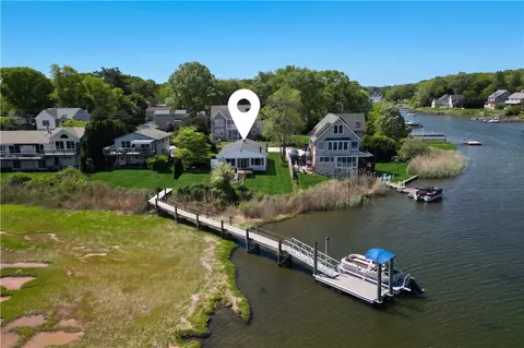 151 Conanicus Rd, Narragansett, RI 02882
