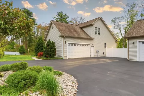 Exterior - 122 Spring Grove Rd, Glocester, RI 02814 photo 7 of 9