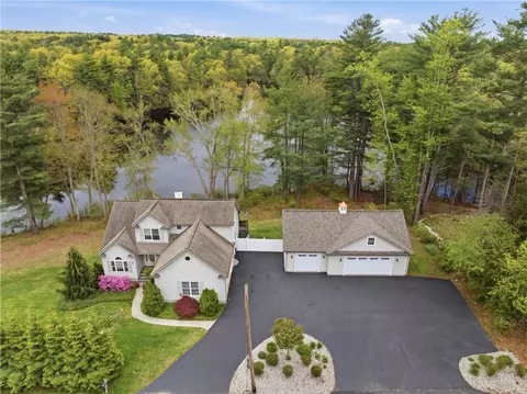 122 Spring Grove Rd, Glocester, RI 02814