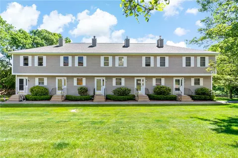 41 Charles Dr #2, Tiverton, RI 02878