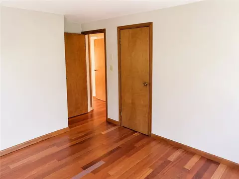 Bedroom - 9 Michael Dr, Bristol, RI 02809 photo 4 of 4