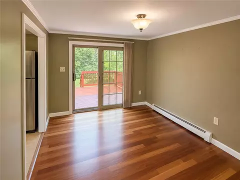 Living - 9 Michael Dr, Bristol, RI 02809 photo 3 of 6