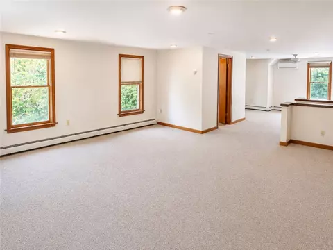 Living - 9 Michael Dr, Bristol, RI 02809 photo 5 of 6