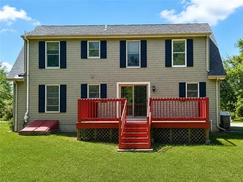 Exterior - 9 Michael Dr, Bristol, RI 02809 photo 5 of 6