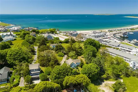 View/Area - 8 Chapel Pl, Westerly, RI 02891 photo 7 of 11