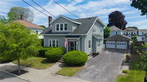 290 W Forest Ave, Pawtucket, RI 02860