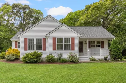 150 Auburn Dr, Charlestown, RI 02813