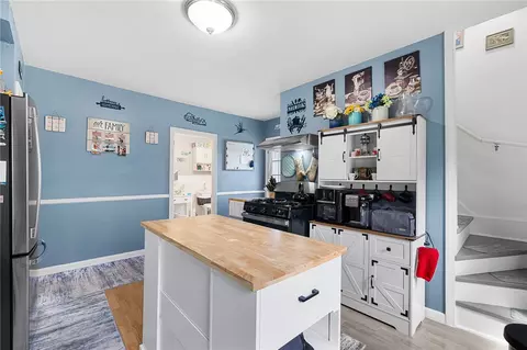 Kitchen - 56 Cottage St, Warwick, RI 02886 photo 3 of 4