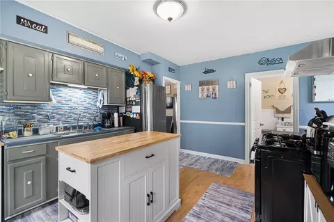 Kitchen - 56 Cottage St, Warwick, RI 02886 photo 2 of 4