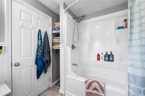 Bath - 56 Cottage St, Warwick, RI 02886 photo 3 of 3