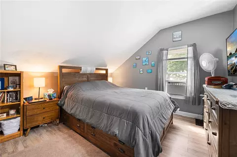 Bedroom - 56 Cottage St, Warwick, RI 02886 photo 1 of 9