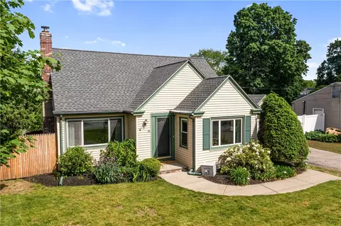 45 Forbes St, East Providence, RI 02915