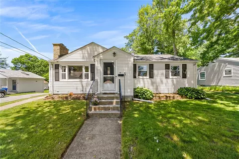 10 Craigie St, North Providence, RI 02911