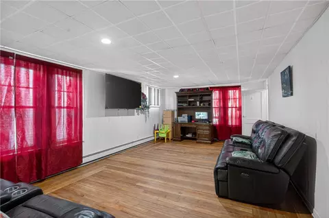 Living - 277 Ward St, Woonsocket, RI 02895 photo 5 of 5