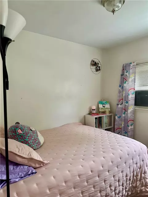 Bedroom - 88 Glenbrook Rd, Warwick, RI 02889 photo 6 of 8