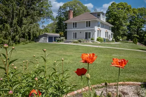 441 Post Rd, South Kingstown, RI 02879