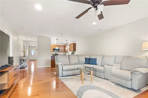 1604 Village Green Cir, Coventry, RI 02816