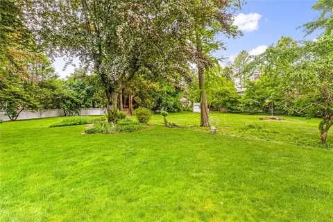 0 Applegate Rd, Cranston, RI 02920