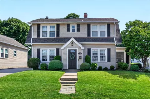 21 Euston Ave, Cranston, RI 02910