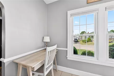 Entry Way - 21 Euston Ave, Cranston, RI 02910 photo 2 of 5