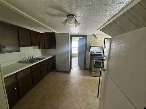 Entry Way - 227 Rathbun St, Woonsocket, RI 02895 photo 2 of 2
