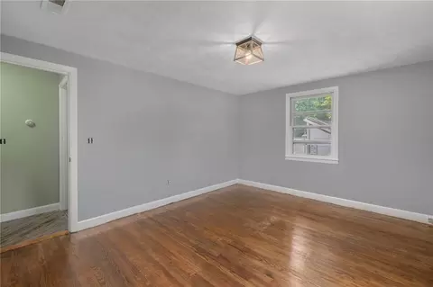 Bedroom - 145 Crane St, Warwick, RI 02889 photo 2 of 5