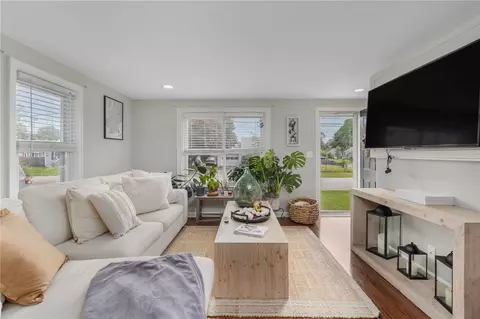 Other - 143 Endicott Dr, Warwick, RI 02886 photo 2 of 10