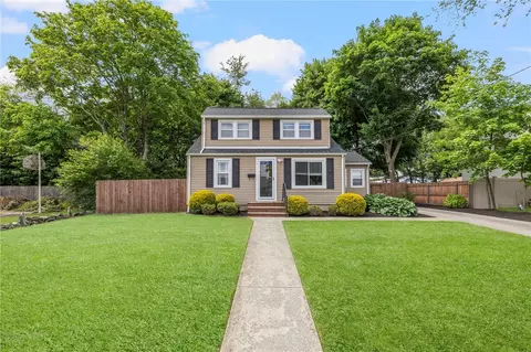 Exterior - 143 Endicott Dr, Warwick, RI 02886 photo 3 of 14