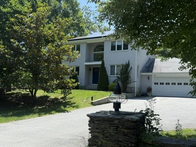 25 Wapping Rd, Portsmouth, RI 02871