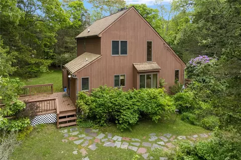 56 Lakeside Dr, Charlestown, RI 02813