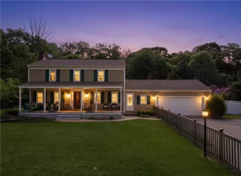 652 Old Post Rd, North Attleboro, MA 02760