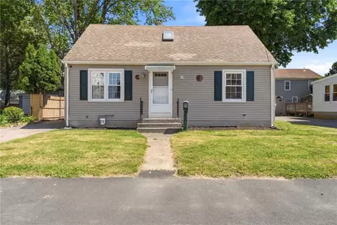 66 Union St, Lincoln, RI 02865