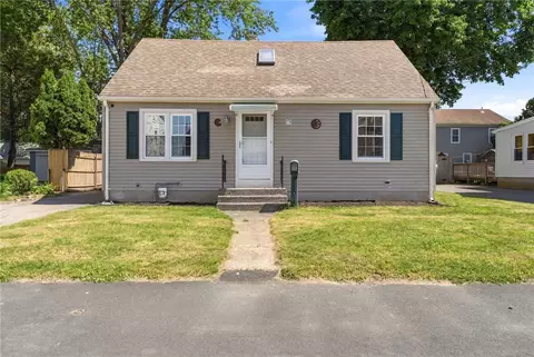 66 Union St, Lincoln, RI 02865