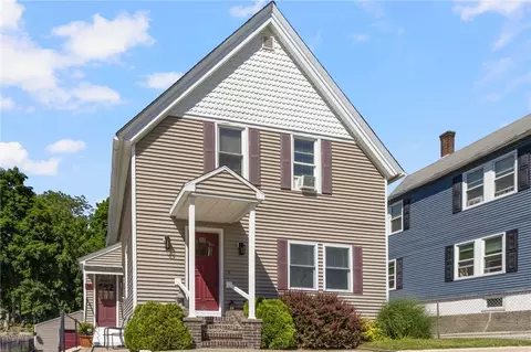36 Pine St, Woonsocket, RI 02895