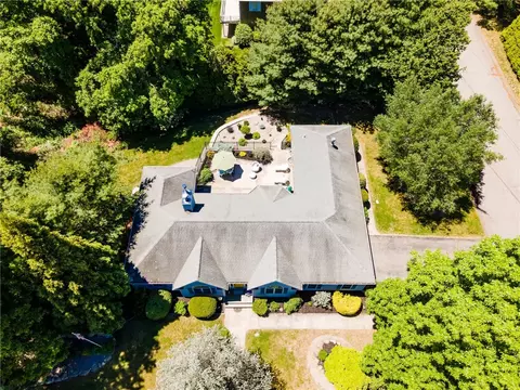 View/Area - 2 Evergreen Ln, Westerly, RI 02891 photo 2 of 7