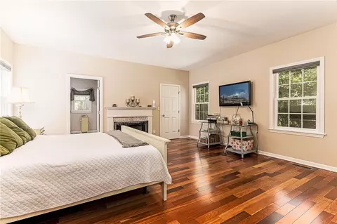 Bedroom - 2 Evergreen Ln, Westerly, RI 02891 photo 6 of 8