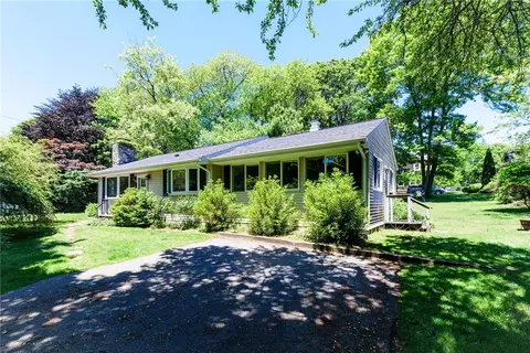 26 Fort Ninigret Rd, Charlestown, RI 02813
