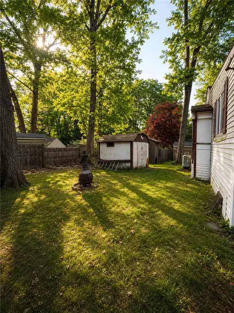 Exterior - 10 Woodridge Dr, Mapleville, RI 02839 photo 2 of 3