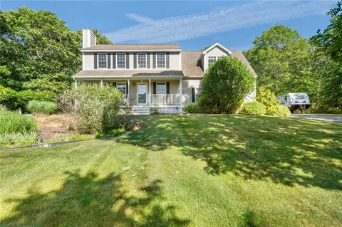 79 Clearview Dr, Richmond, RI 02892