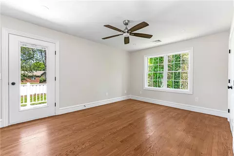 Bedroom - 4 Shore Rd, Westerly, RI 02891 photo 1 of 4