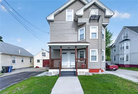 142 Richard St, Cranston, RI 02910