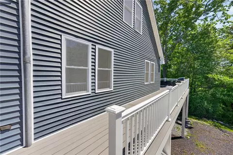 Exterior - 40 Pound Rd, Westerly, RI 02891 photo 6 of 7