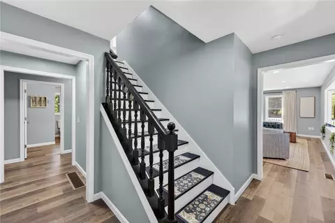 Entry Way - 40 Pound Rd, Westerly, RI 02891 photo 3 of 5