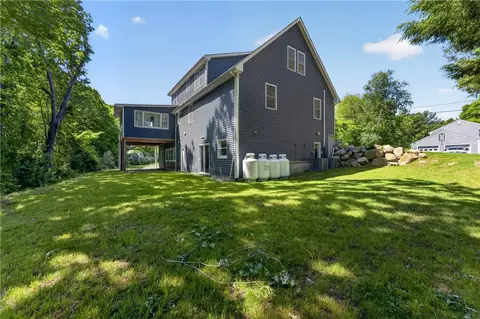 Exterior - 40 Pound Rd, Westerly, RI 02891 photo 5 of 7