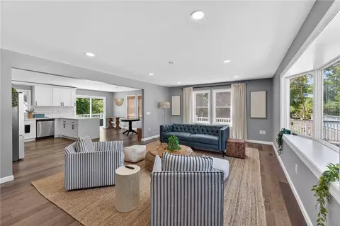 Living - 40 Pound Rd, Westerly, RI 02891 photo 1 of 4