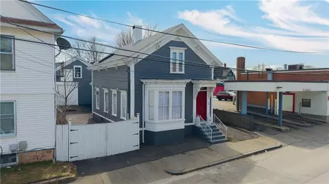 78 Jenks St, Central Falls, RI 02863