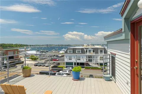 433 Thames St #E, Newport, RI 02840