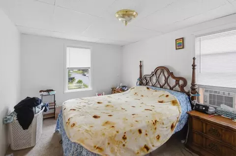 Bedroom - 20 Oakton St, Woonsocket, RI 02895 photo 1 of 2